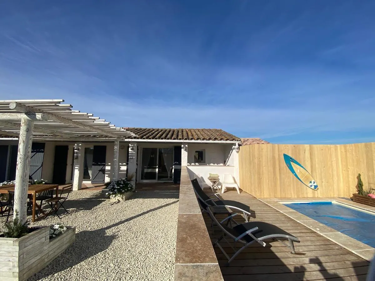 Holiday home Mas Des Oliviers, Maison Avec Piscine Privative Et Chauffee Locamargue Saintes-Maries-de-la-Mer